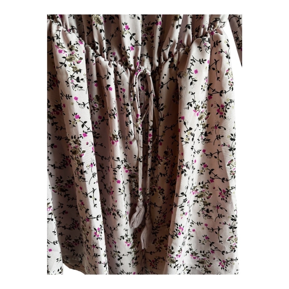 Pink Floral Romper Size Medium - Picture 3 of 7